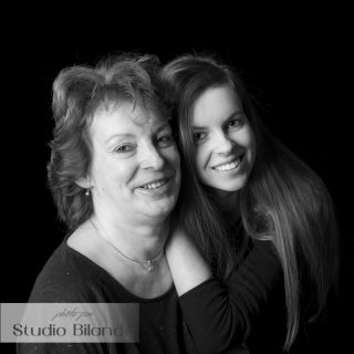 portrait famille - photo papa maman enfants - Studio Bilande - Philippeville-14