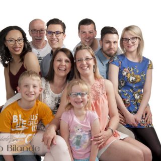 portrait famille - photo papa maman enfants - Studio Bilande - Philippeville-23