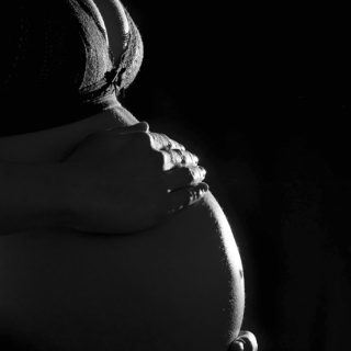 portrait femme enceinte - photo grossesse - Studio Bilande - Philippeville-11