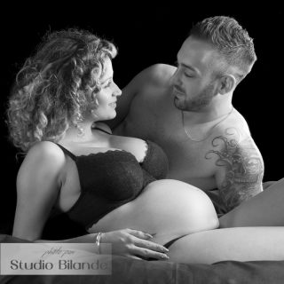 portrait femme enceinte - photo grossesse - Studio Bilande - Philippeville-14