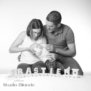 portrait nouveau-ne - photo bebe - Studio Bilande - Philippeville-26